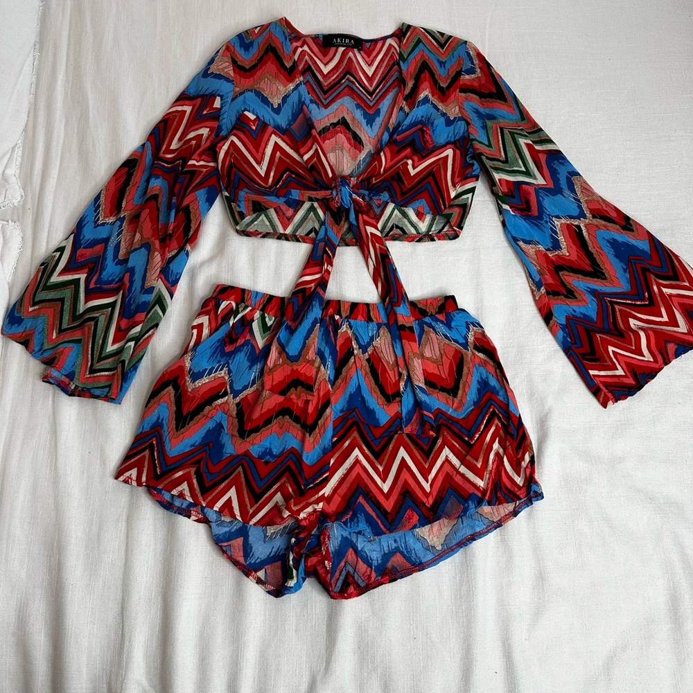 AKIRA printed top short co ord set